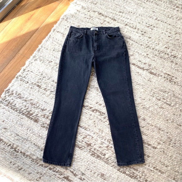 Reformation Denim - Reformation Jeans Washed Black High-Rise Slim Straight, Size 28
